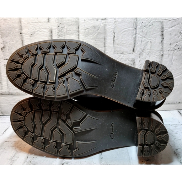 CLARKS Ankle Boots Womens 7.5M Black Leather Suede Lace-Up Contrast Trim Goth - Picture 5 of 11